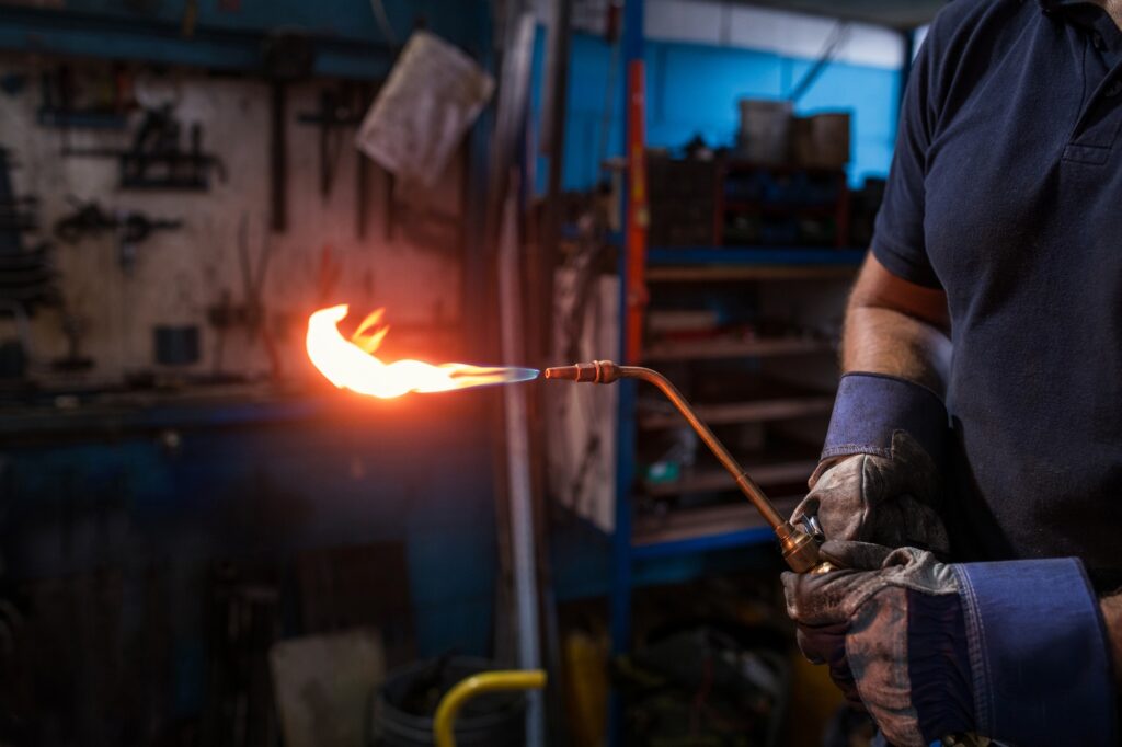 worker welding